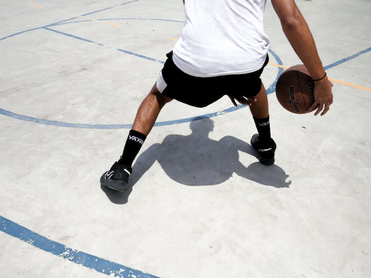 hombre persona jugando deporte