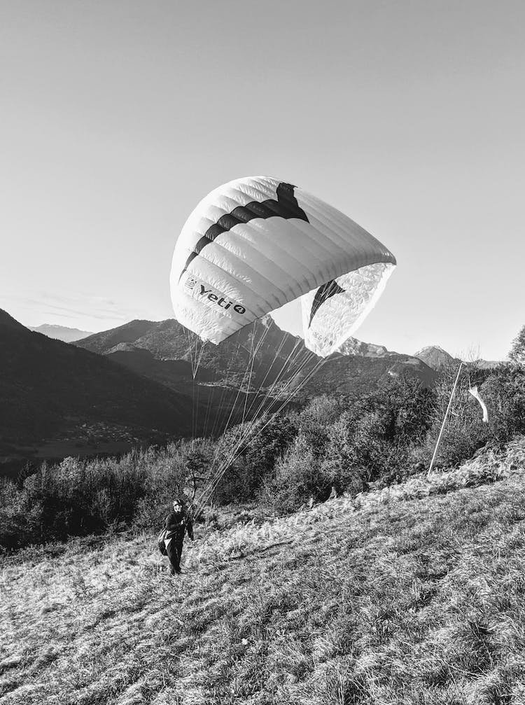 blanco y negro hombre persona montana