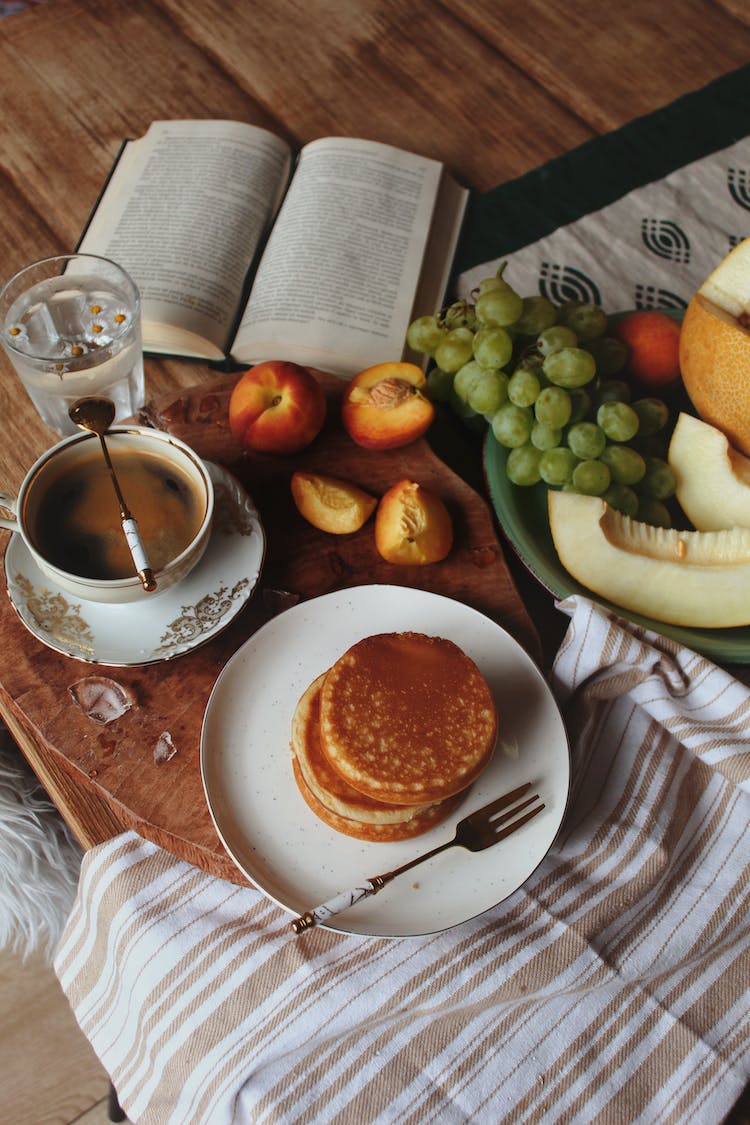 bebidas comida mesa frutas