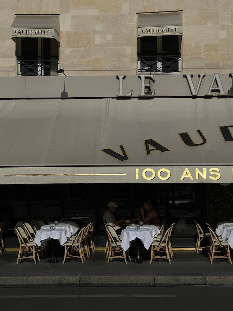 restaurante francia paris cafeteria