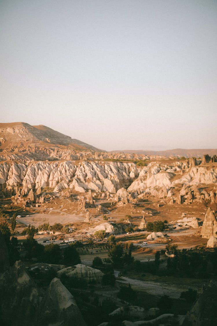 paisaje puesta de sol rocas valle