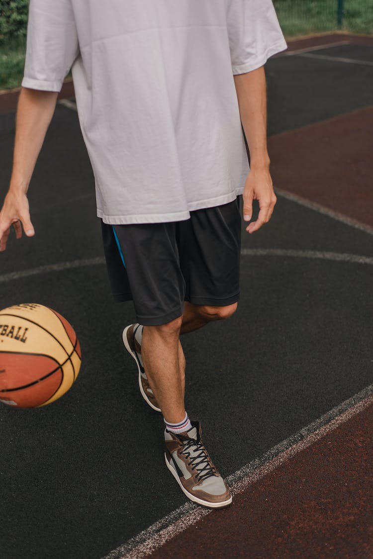 hombre deporte pelota juego